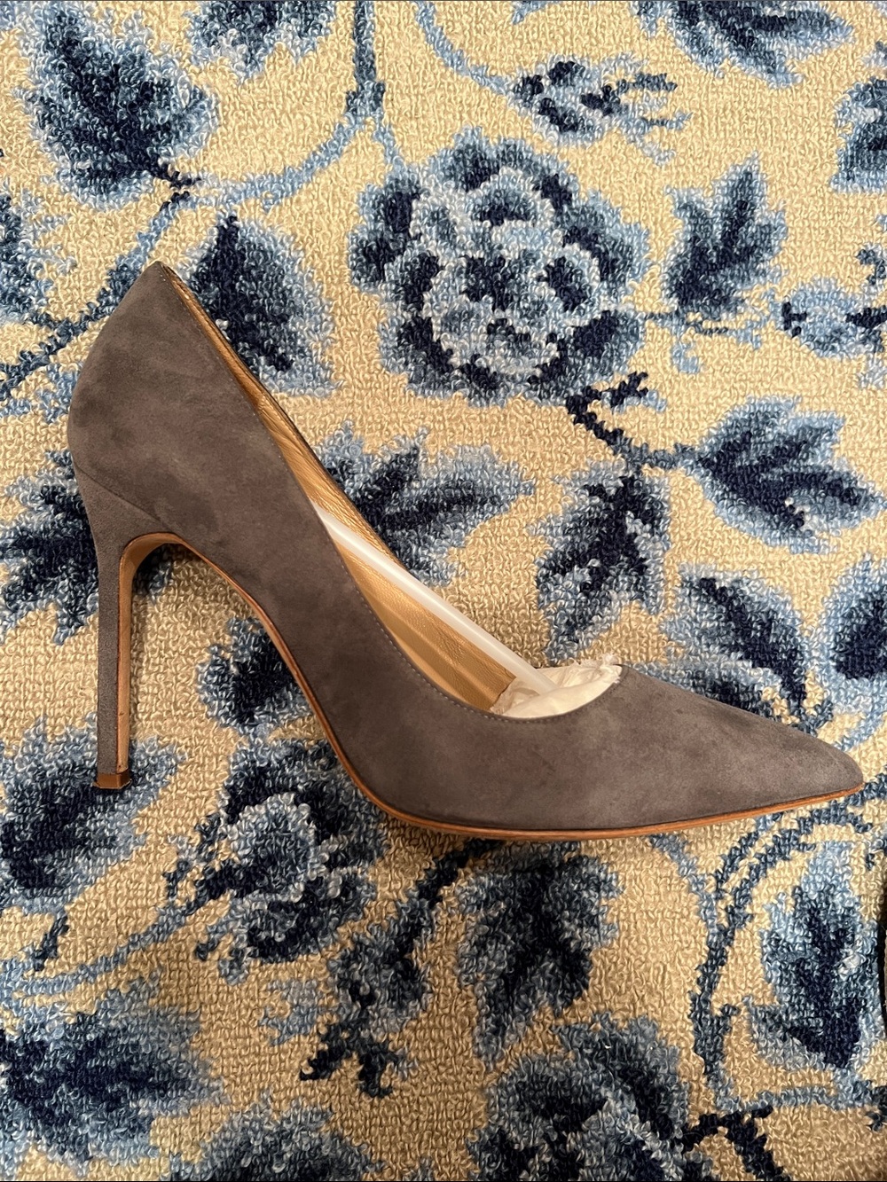 Manolo Blahnik Gray Suede BB 105 Pumps - Picture 8 of 9